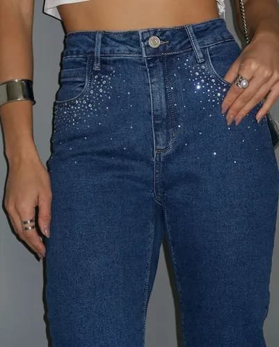 Calça Jeans Feminina Cintura Alta com Strass